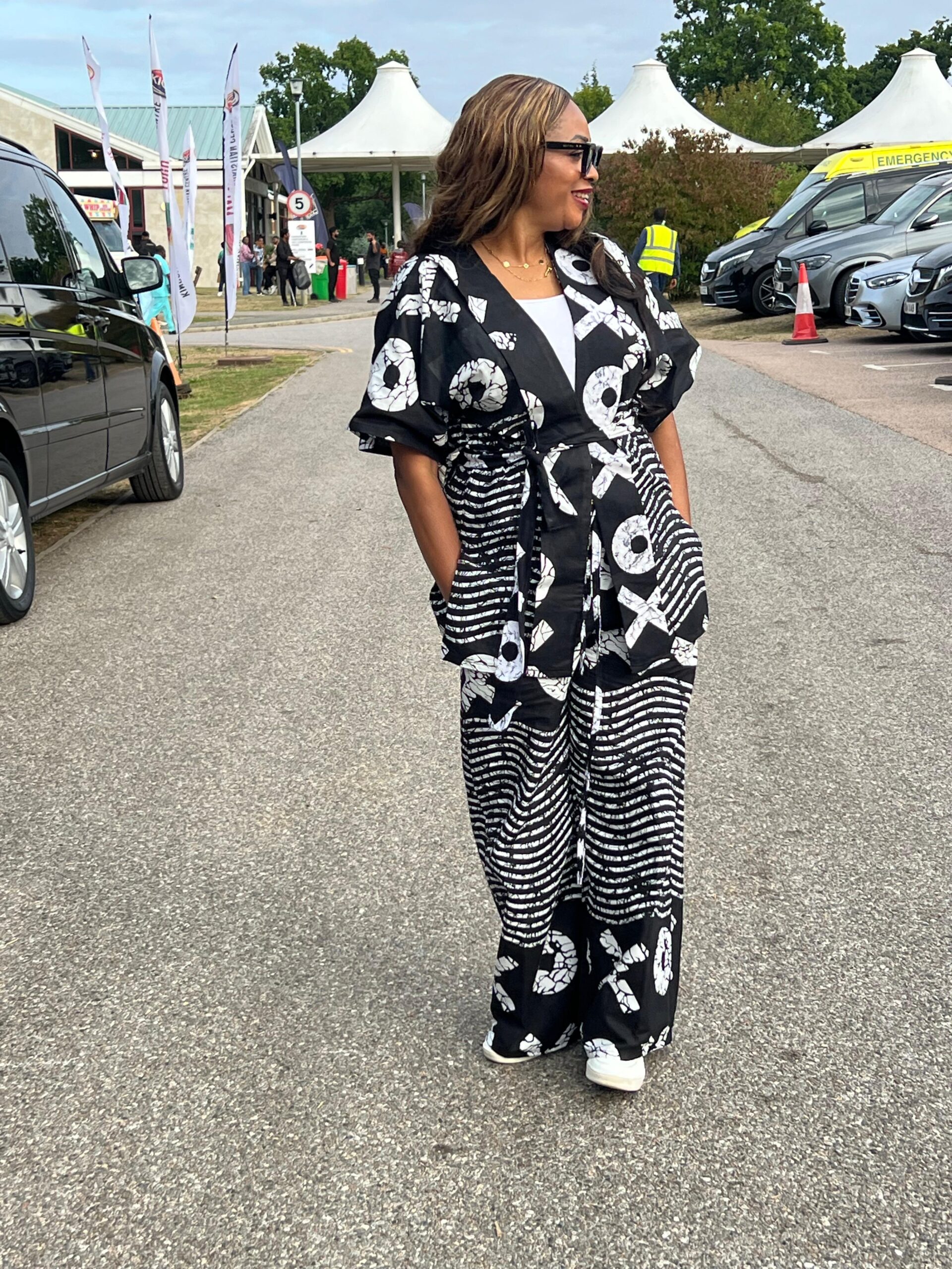 Monochrome Ankara pattern - Image 1